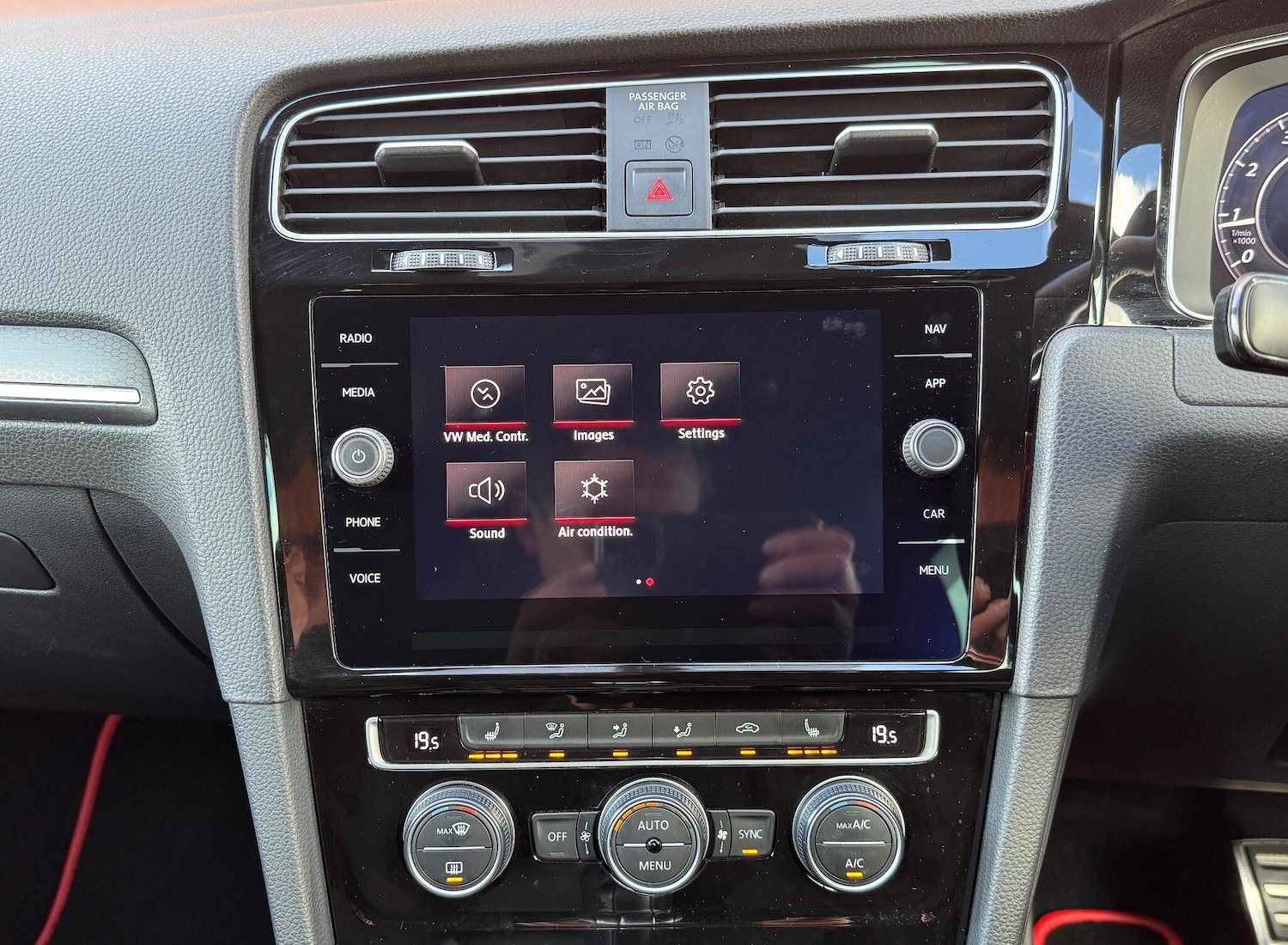 Used Volkswagen Golf 2019 for sale - 76398766: Photo 19