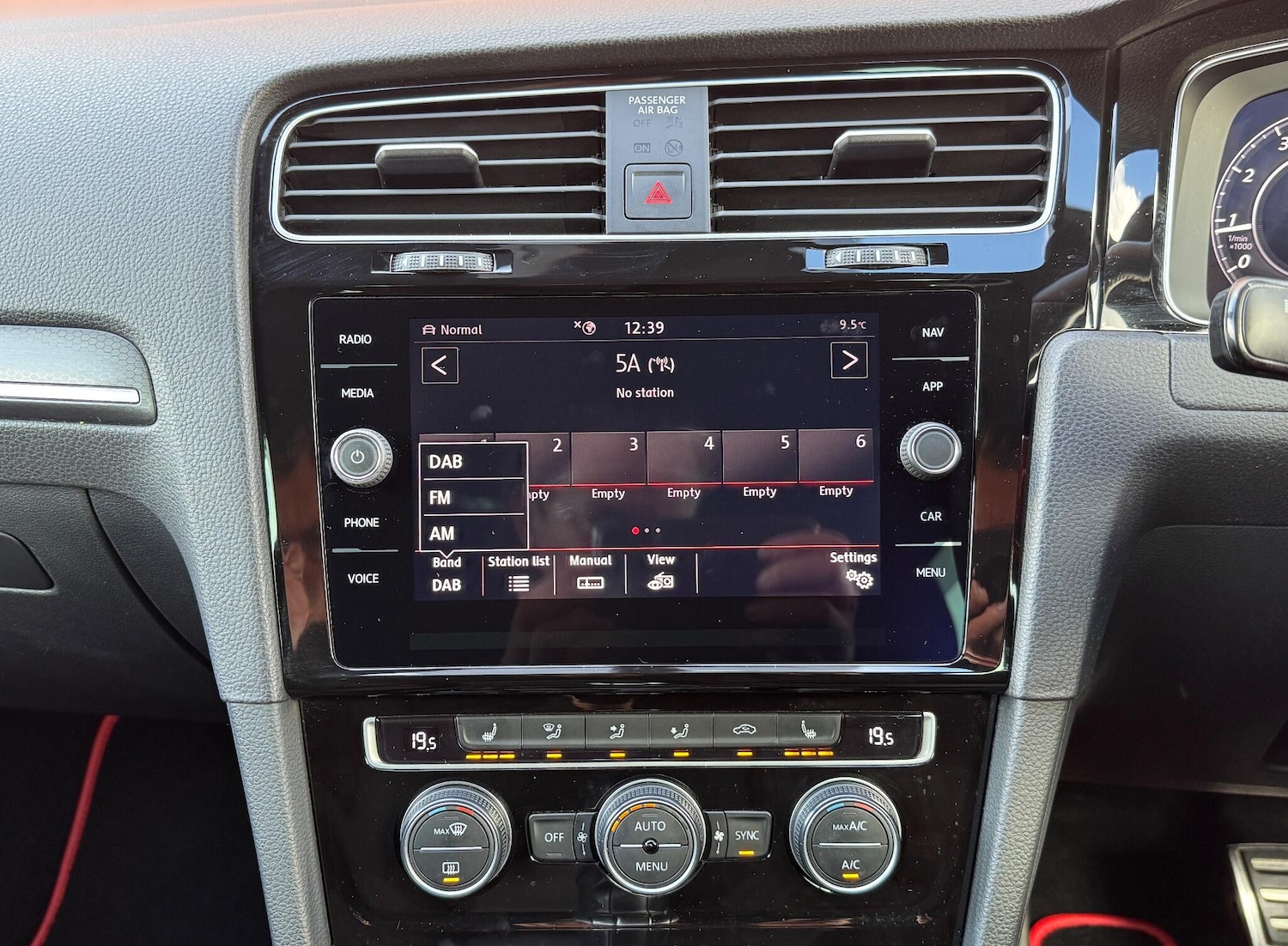 Used Volkswagen Golf 2019 for sale - 76398766: Photo 21