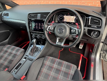 Used Volkswagen Golf 2019 for sale - 76398766: Photo