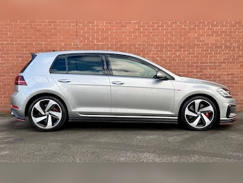 Used Volkswagen Golf 2019 for sale - 76398766: Photo