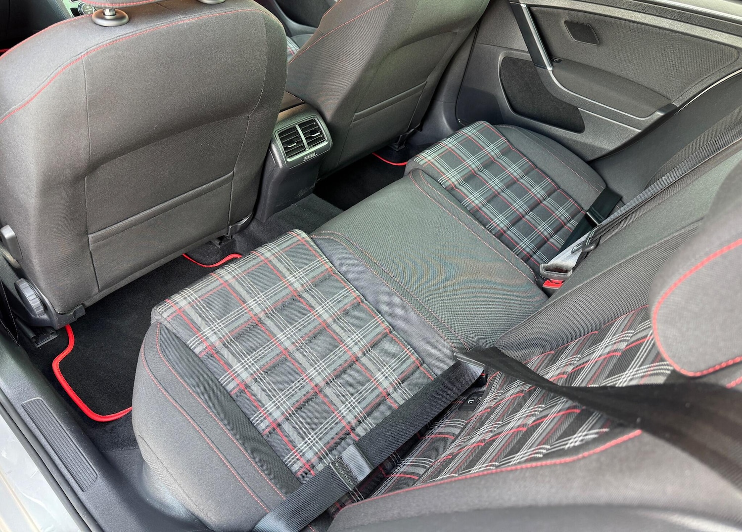 Used Volkswagen Golf 2019 for sale - 76398766: Photo 42