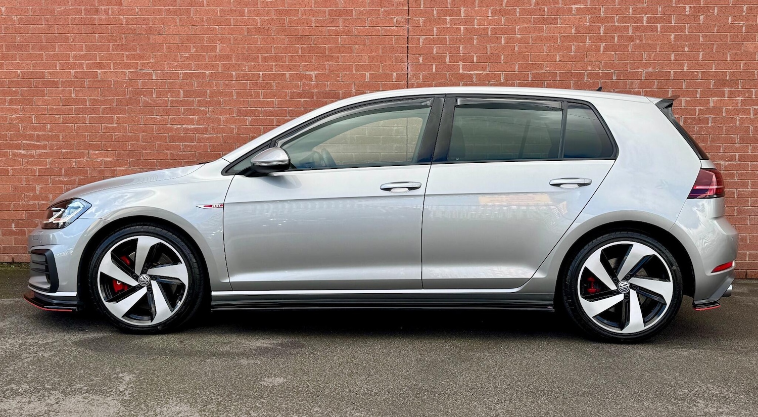 Used Volkswagen Golf 2019 for sale - 76398766: Photo 7