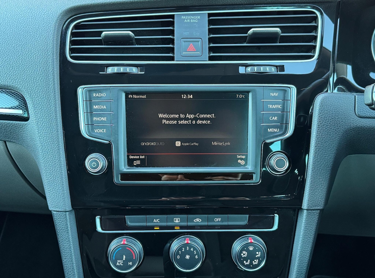 Used Volkswagen Golf 2016 for sale - 76824208: Photo 22