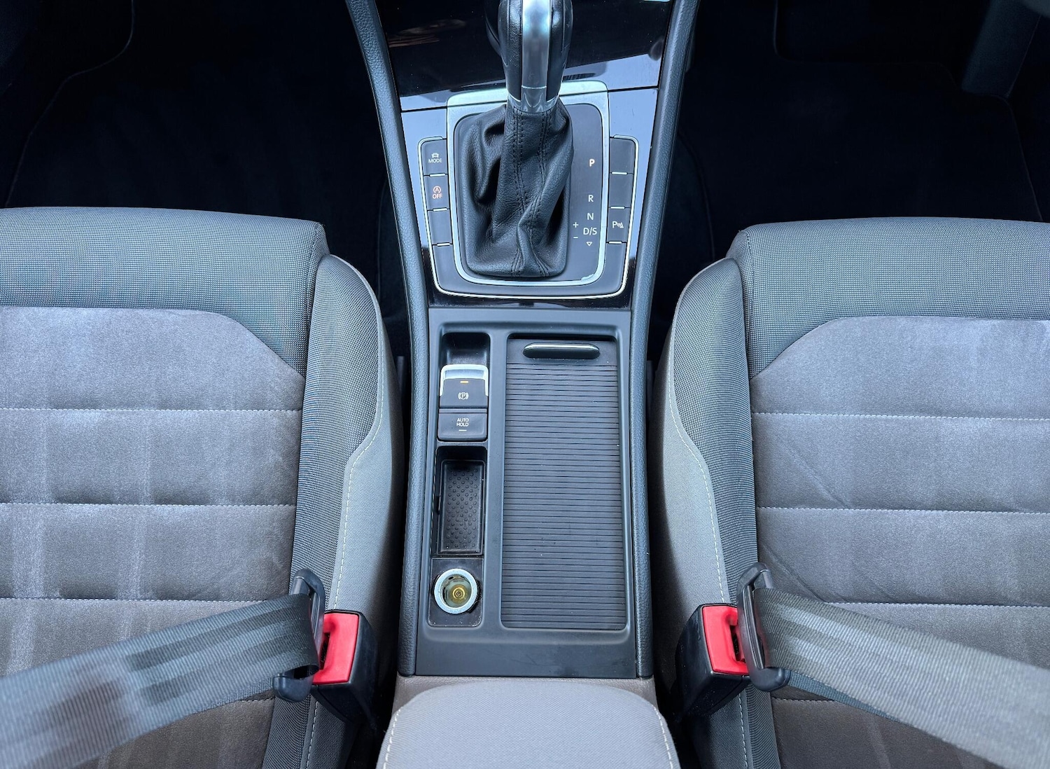 Used Volkswagen Golf 2016 for sale - 76824208: Photo 28