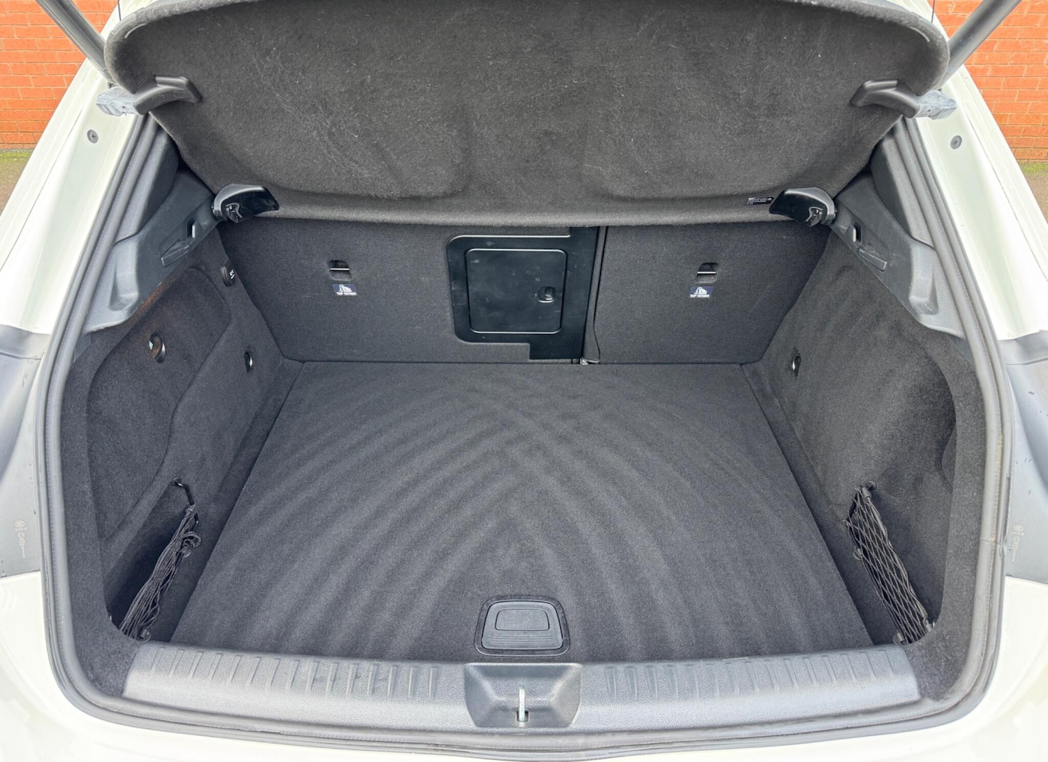 Used Mercedes-Benz GLA 2015 for sale - 77330555: Photo 11