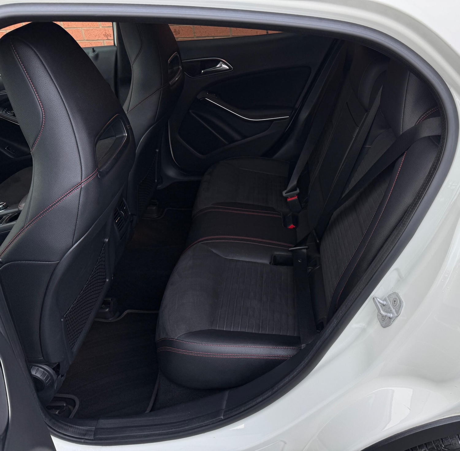 Used Mercedes-Benz GLA 2015 for sale - 77330555: Photo 39