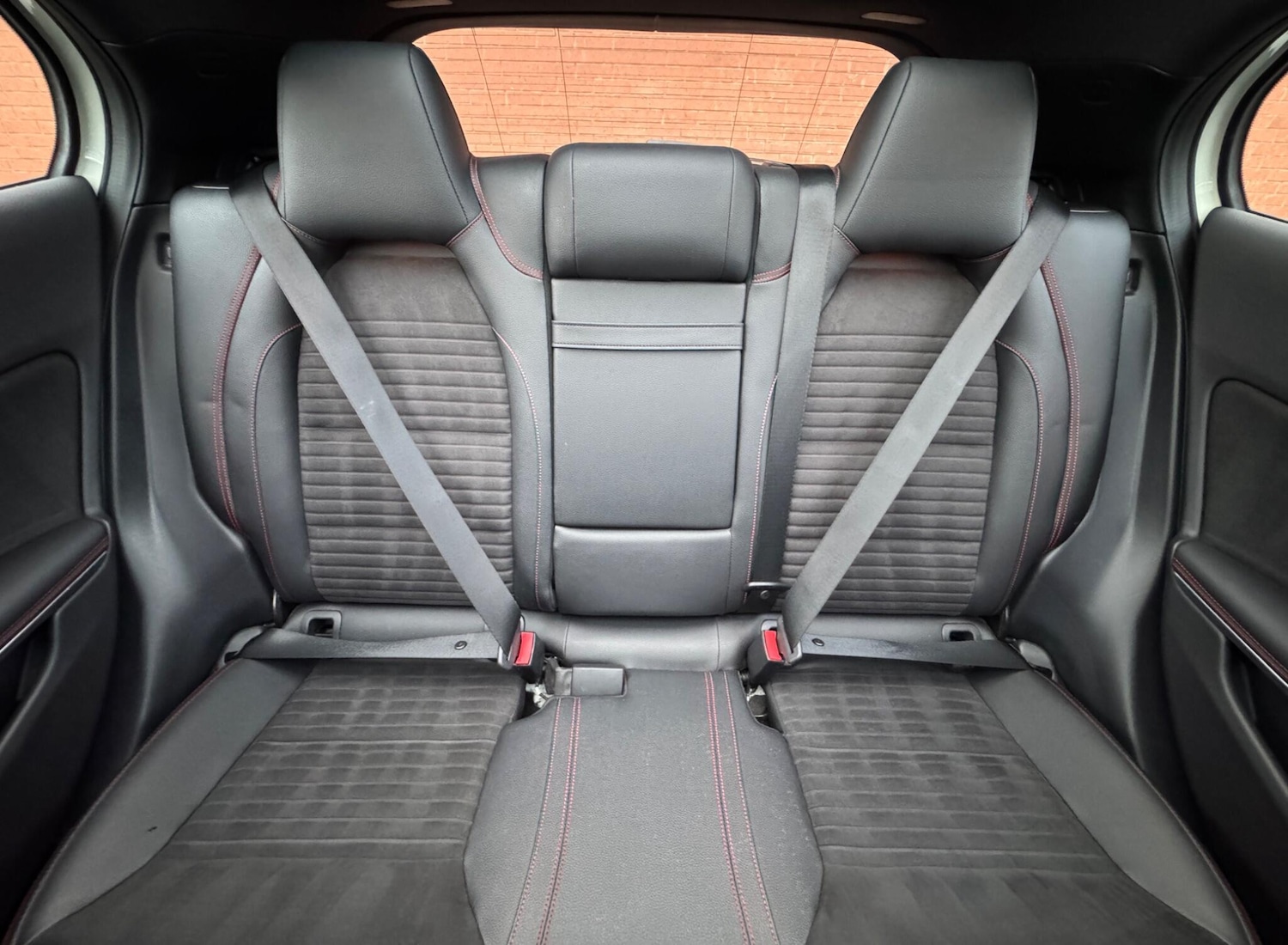 Used Mercedes-Benz GLA 2015 for sale - 77330555: Photo 40