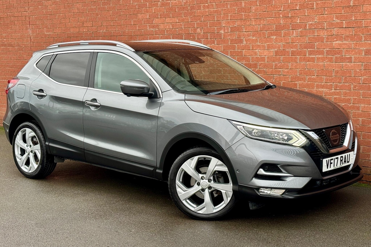 Used Nissan Qashqai 2017 for sale - 76990766: Photo 1