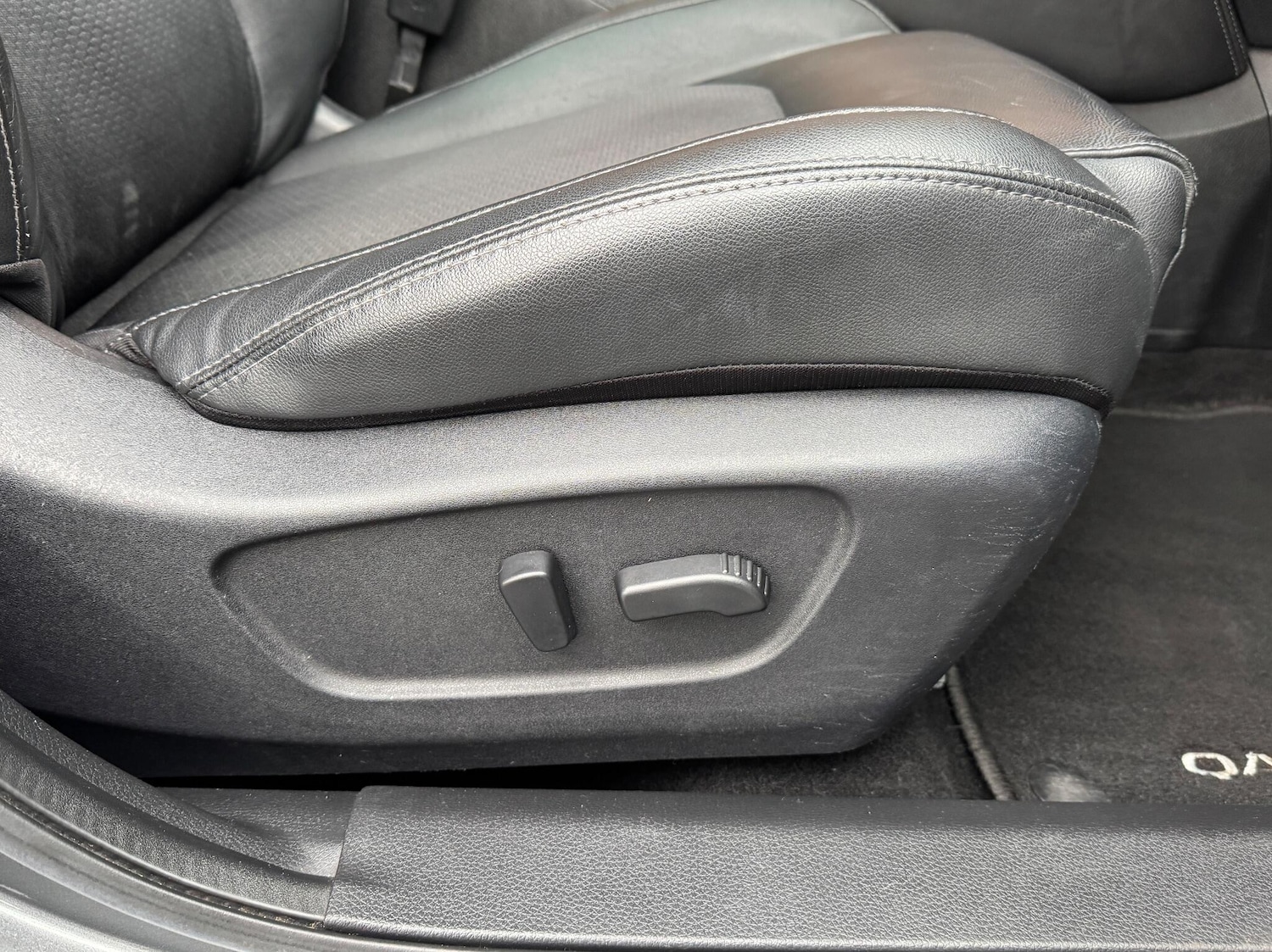 Used Nissan Qashqai 2017 for sale - 76990766: Photo 18