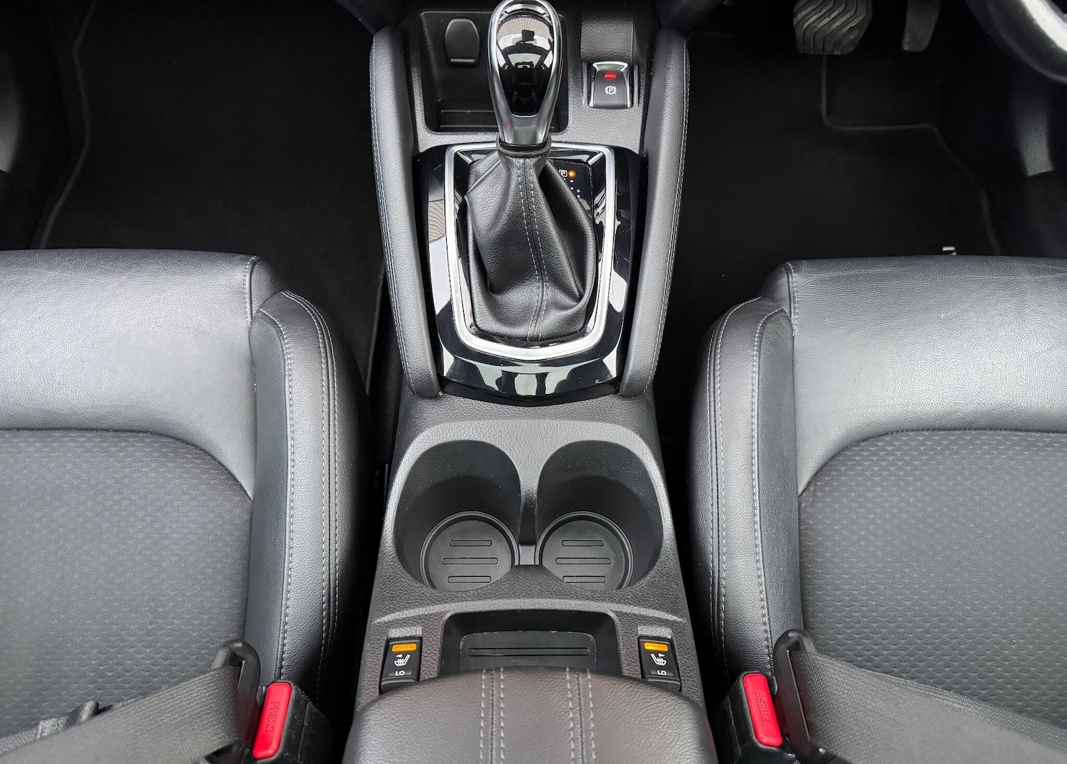 Used Nissan Qashqai 2017 for sale - 76990766: Photo 26