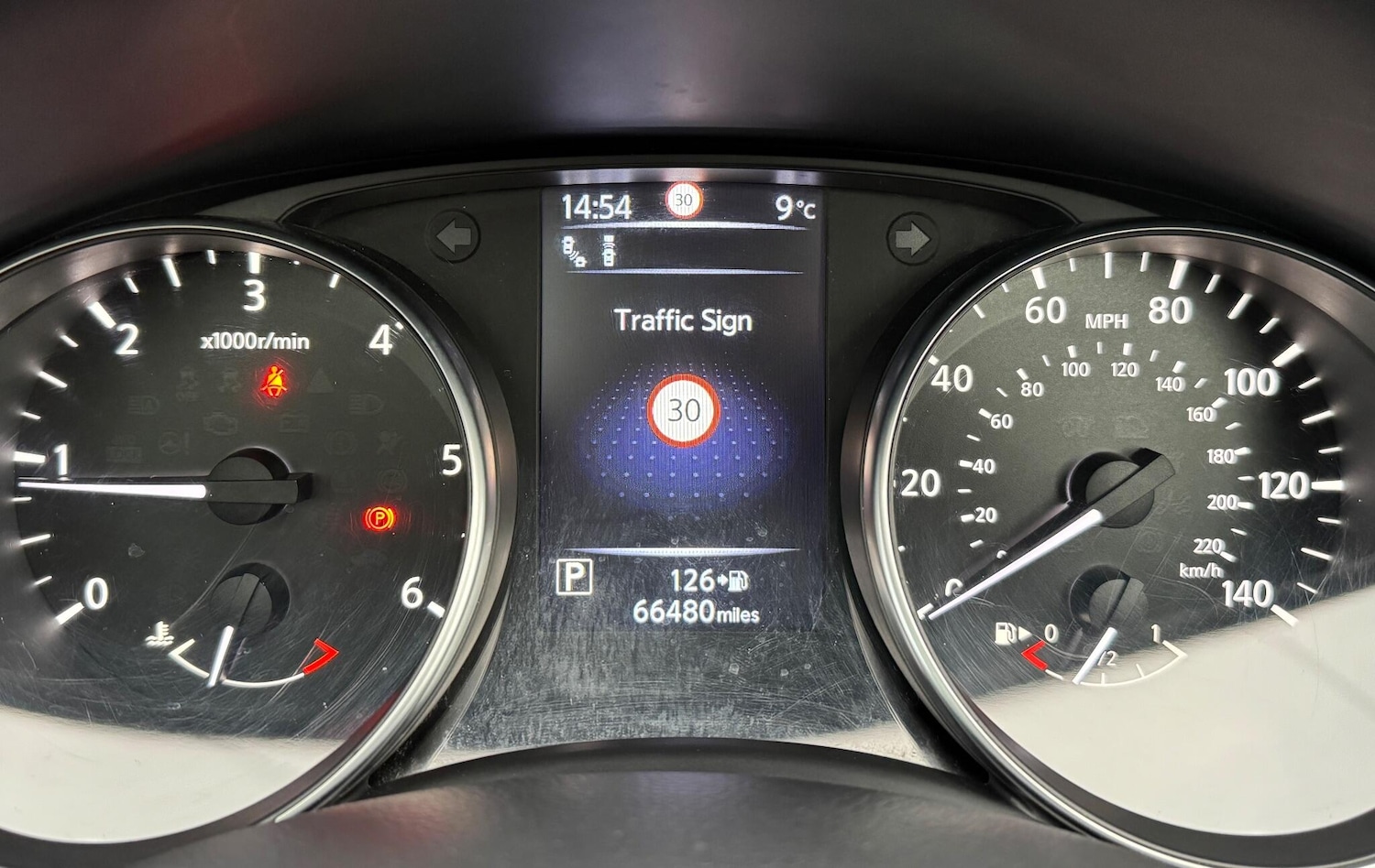 Used Nissan Qashqai 2017 for sale - 76990766: Photo 31