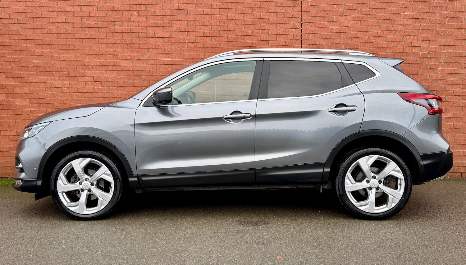 Used Nissan Qashqai 2017 for sale - 76990766: Photo 8