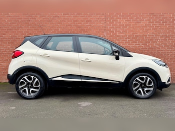 Used Renault Captur 2016 for sale - 77469143: Photo