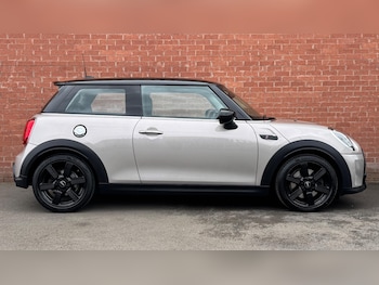 Used MINI Hatch 2021 for sale - 78276516: Photo