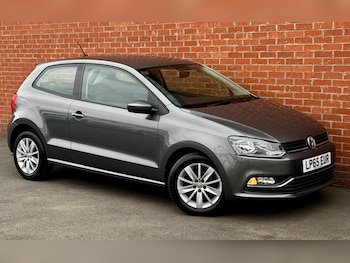 Used Volkswagen Polo 2016 for sale - 75635240: Photo
