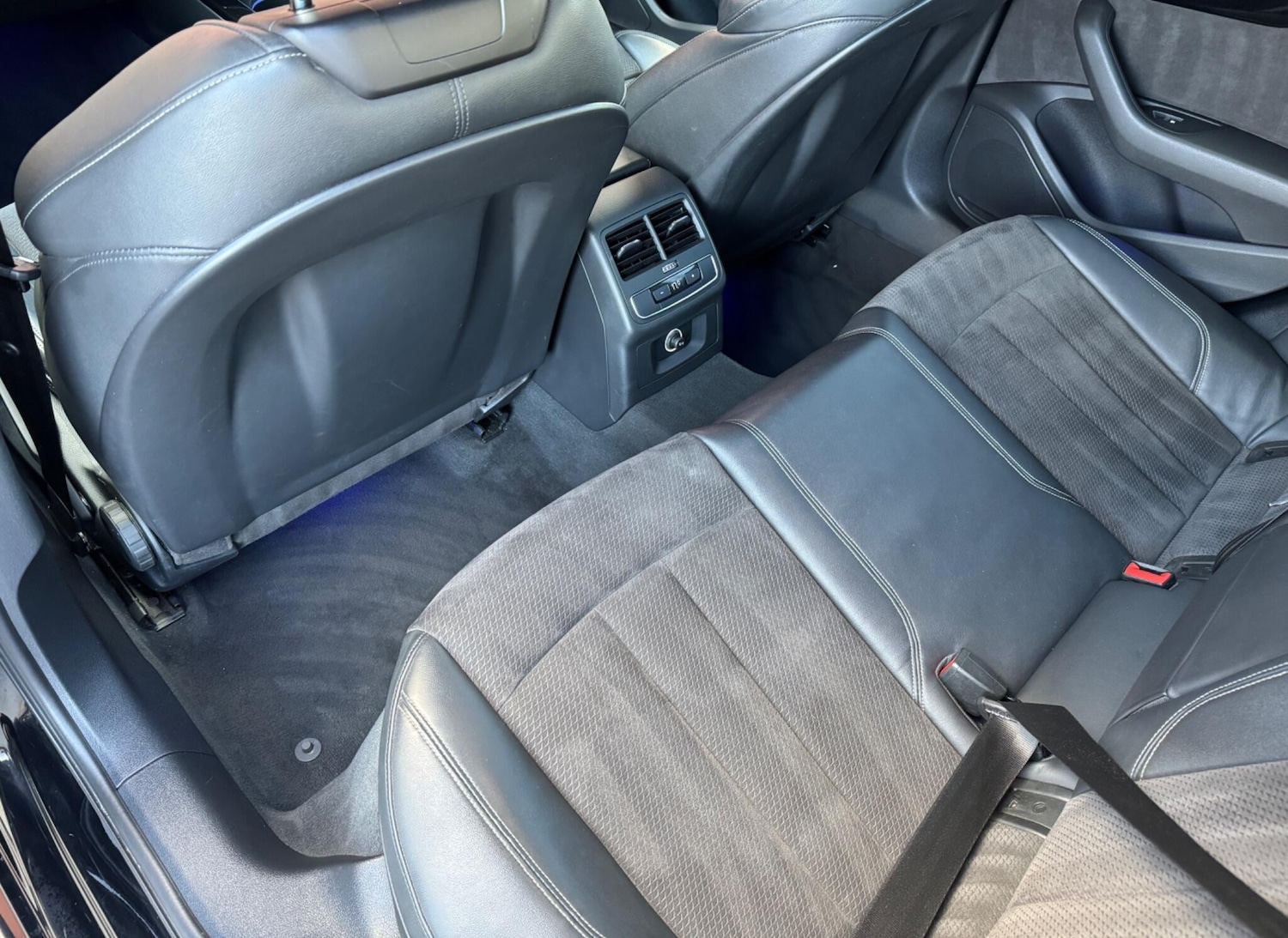 Used Audi A4 2018 for sale - 77598925: Photo 36