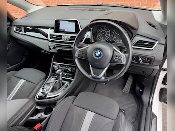 Used BMW 2 Series 2018 for sale - 78334500: Photo
