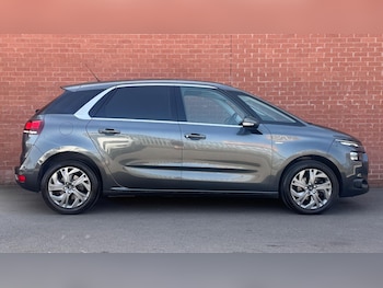 Used Citroen C4 Picasso 2015 for sale - 79565159: Photo