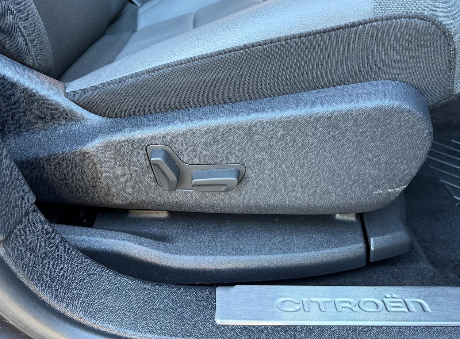 Used Citroen C5 Aircross 2020 for sale - 77029904: Photo 17