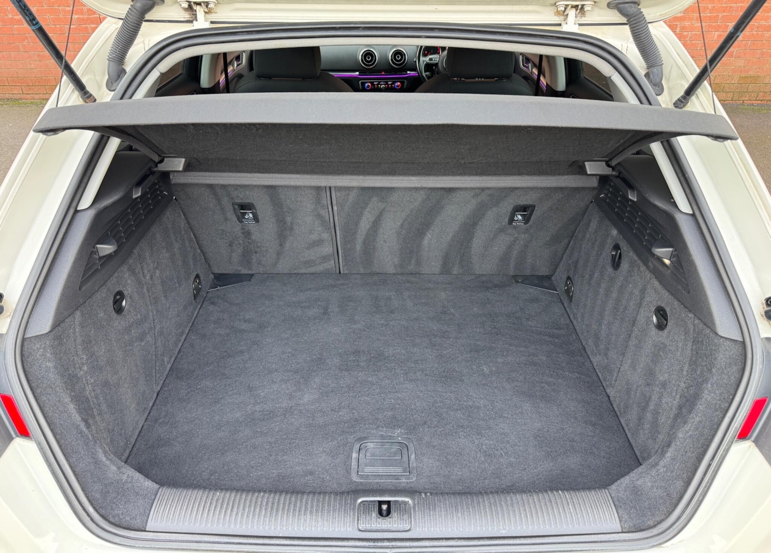 Used Audi A3 2016 for sale - 77784136: Photo 10