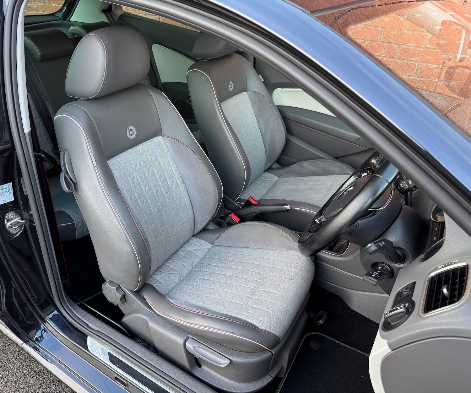 Used Volkswagen Polo 2017 for sale - 76976747: Photo 14