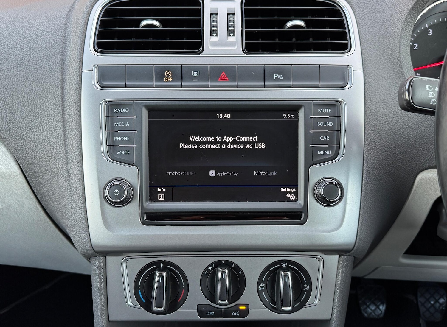 Used Volkswagen Polo 2017 for sale - 76976747: Photo 20