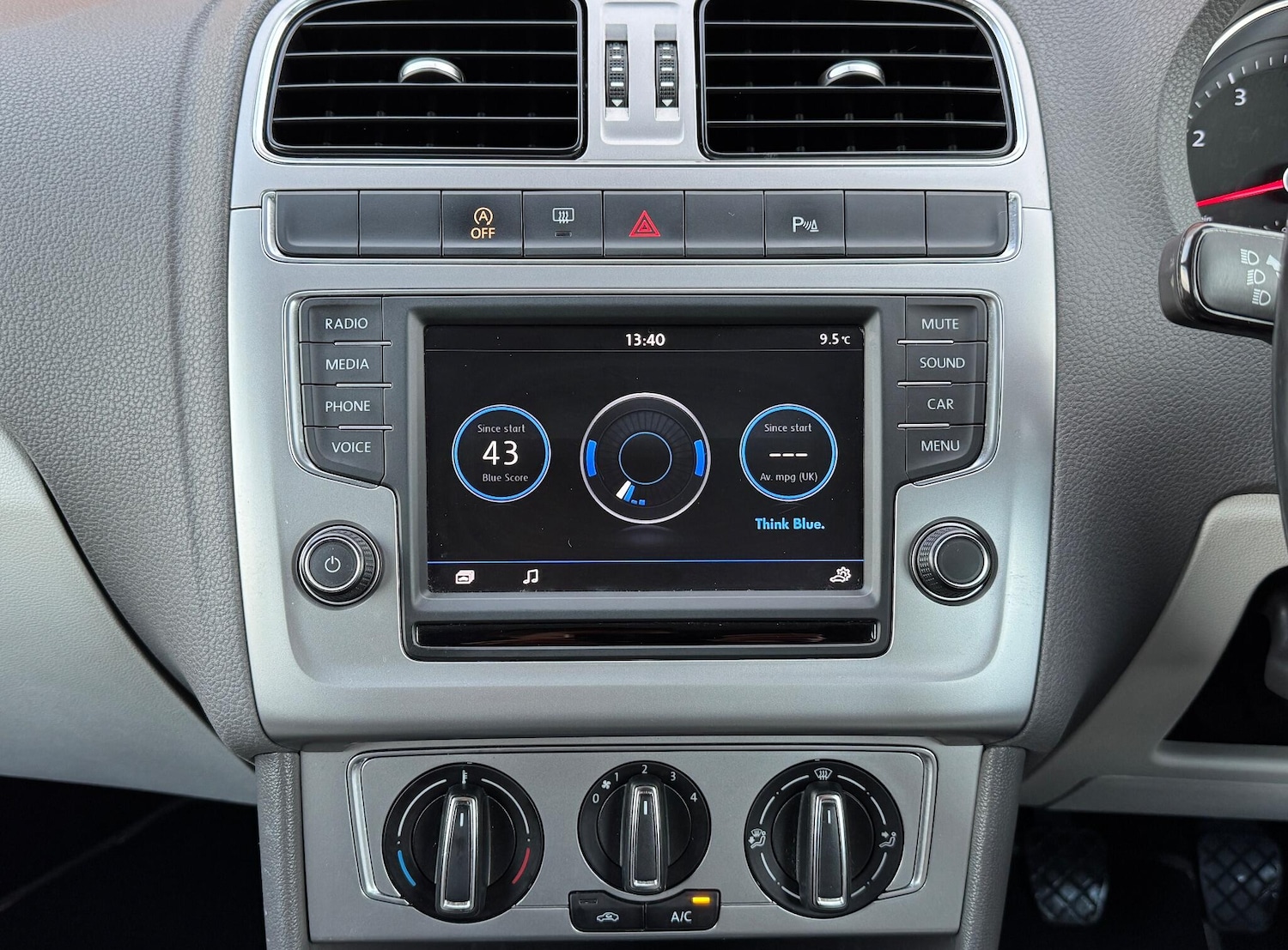 Used Volkswagen Polo 2017 for sale - 76976747: Photo 22