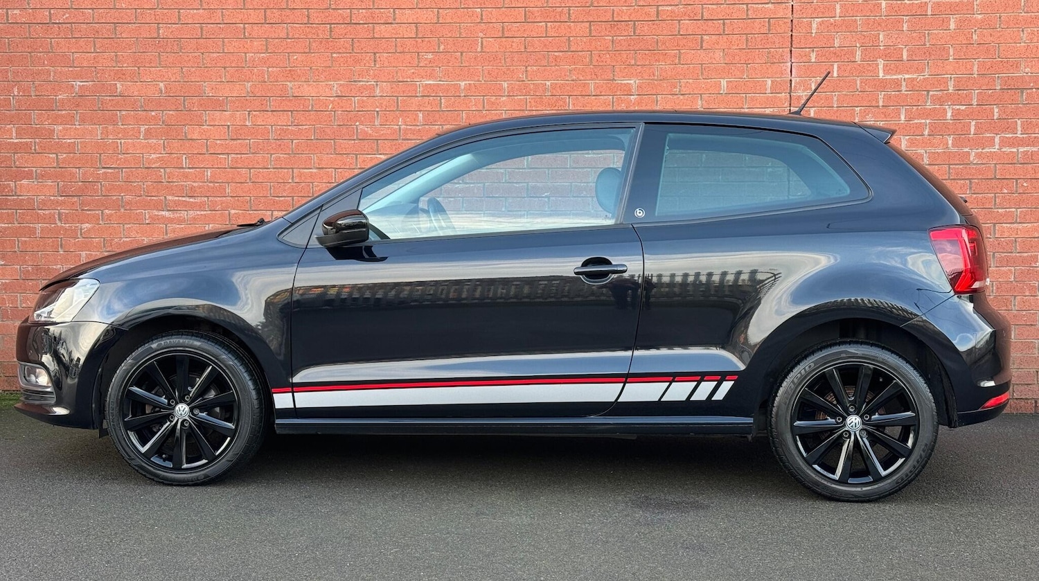 Used Volkswagen Polo 2017 for sale - 76976747: Photo 8