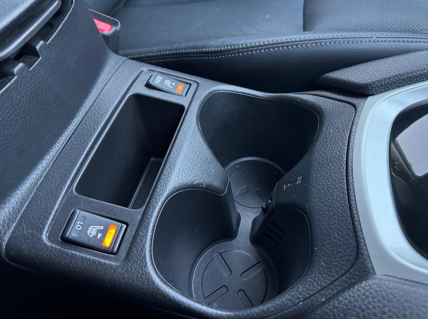 Used Nissan X-Trail 2016 for sale - 77020969: Photo 29