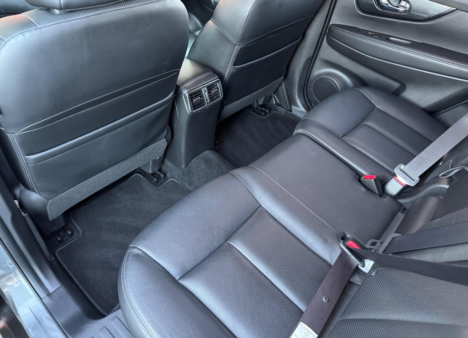 Used Nissan X-Trail 2016 for sale - 77020969: Photo 42