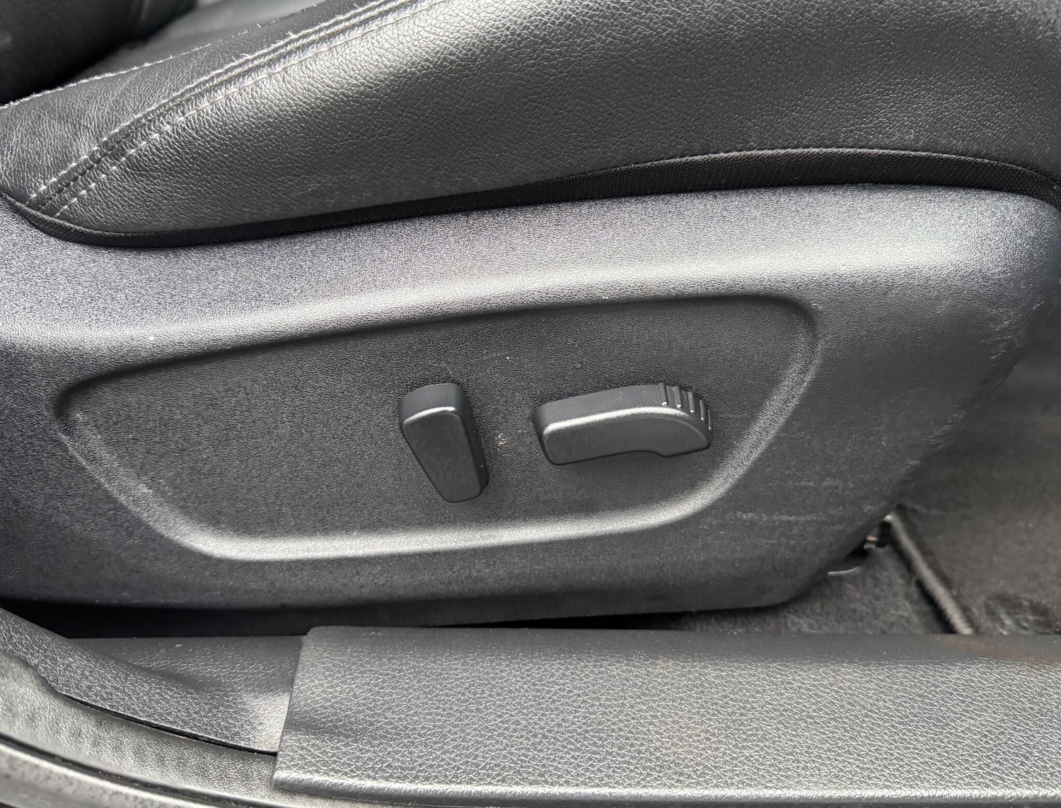 Used Nissan Qashqai for sale - 77017117: Photo 17