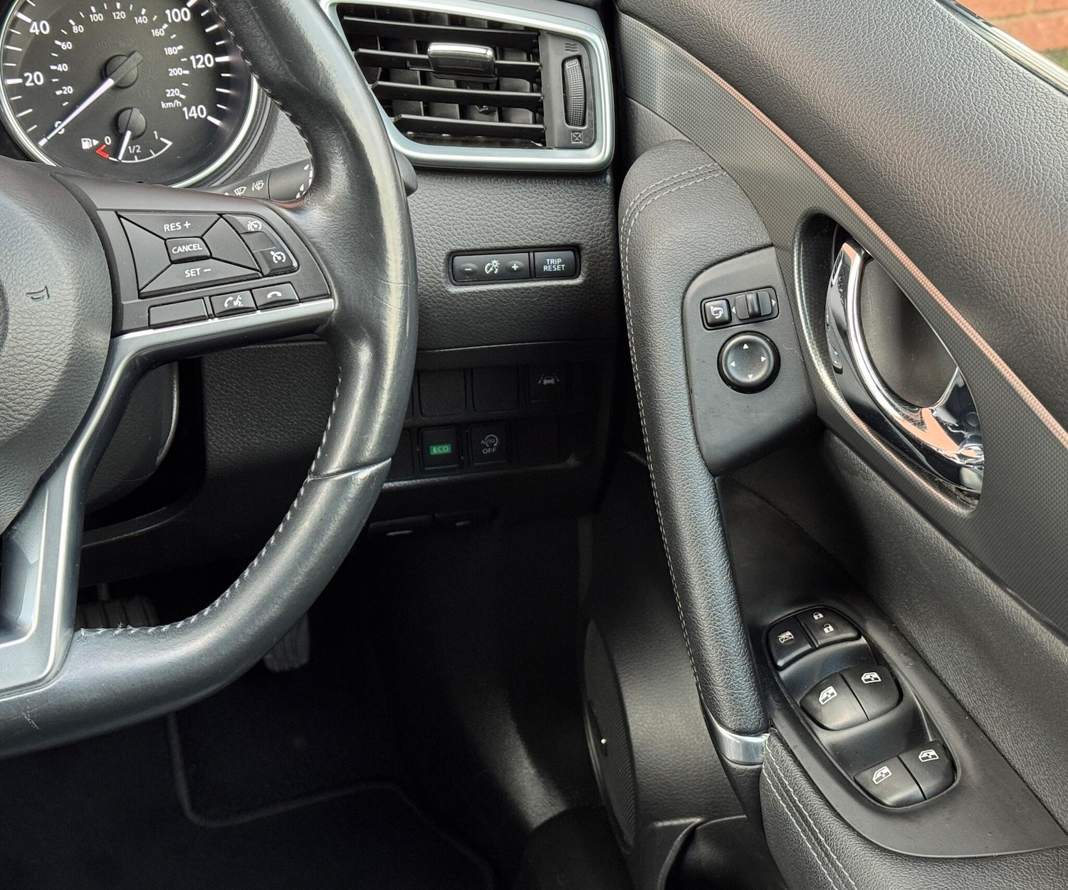 Used Nissan Qashqai for sale - 77017117: Photo 32