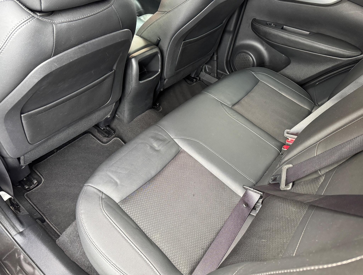 Used Nissan Qashqai for sale - 77017117: Photo 42