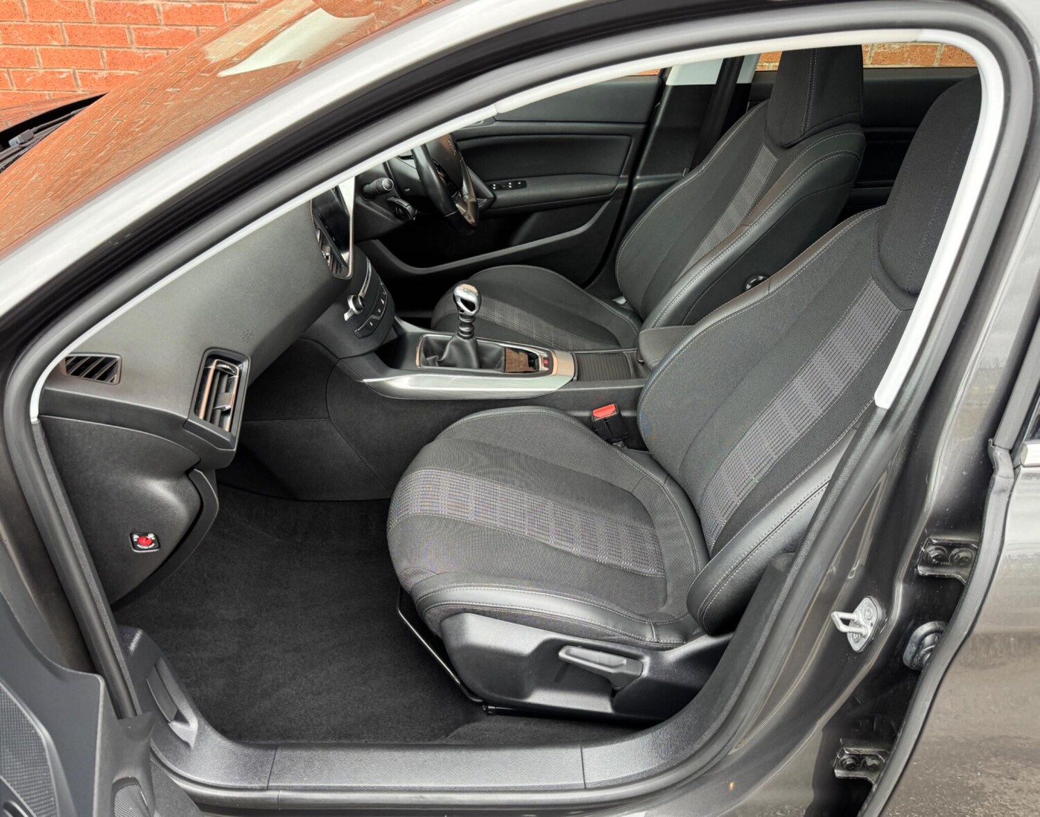 Used Peugeot 308 for sale - 77908670: Photo 34