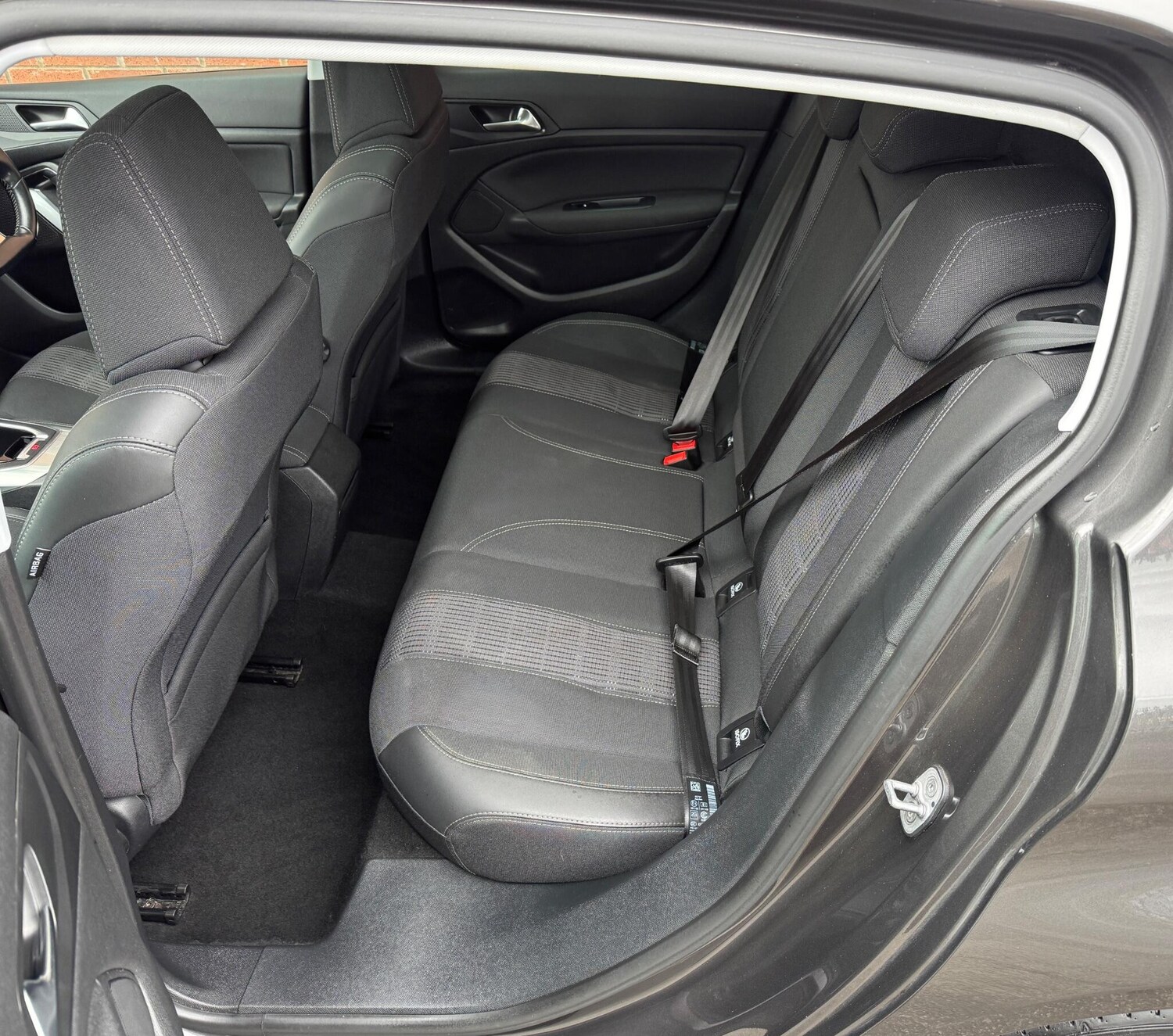 Used Peugeot 308 for sale - 77908670: Photo 38