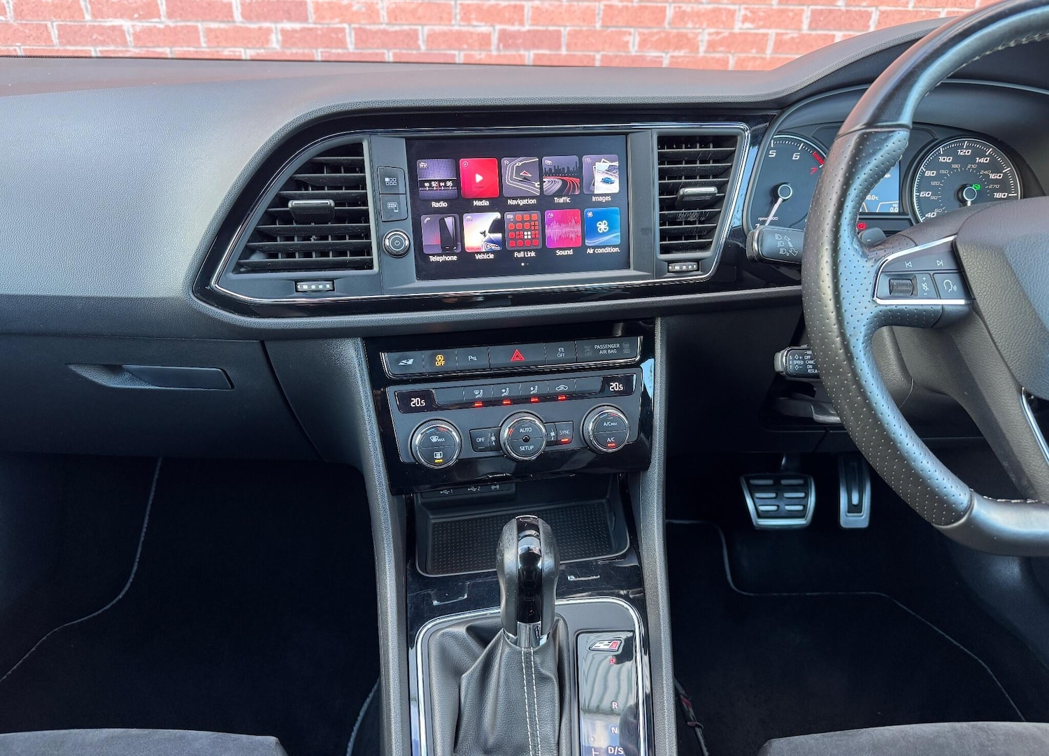 Used SEAT Leon 2018 for sale - 76398450: Photo 14