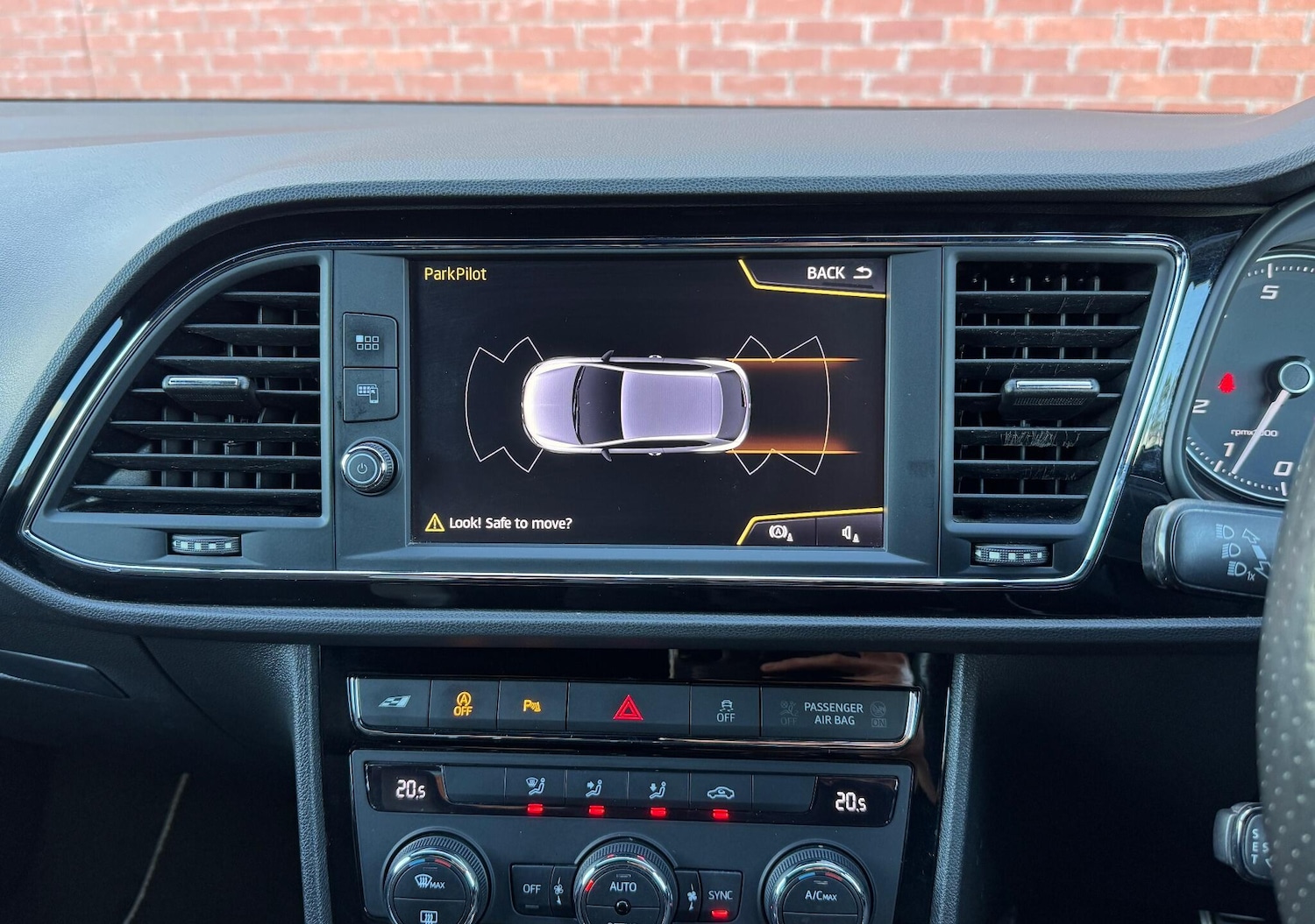 Used SEAT Leon 2018 for sale - 76398450: Photo 24