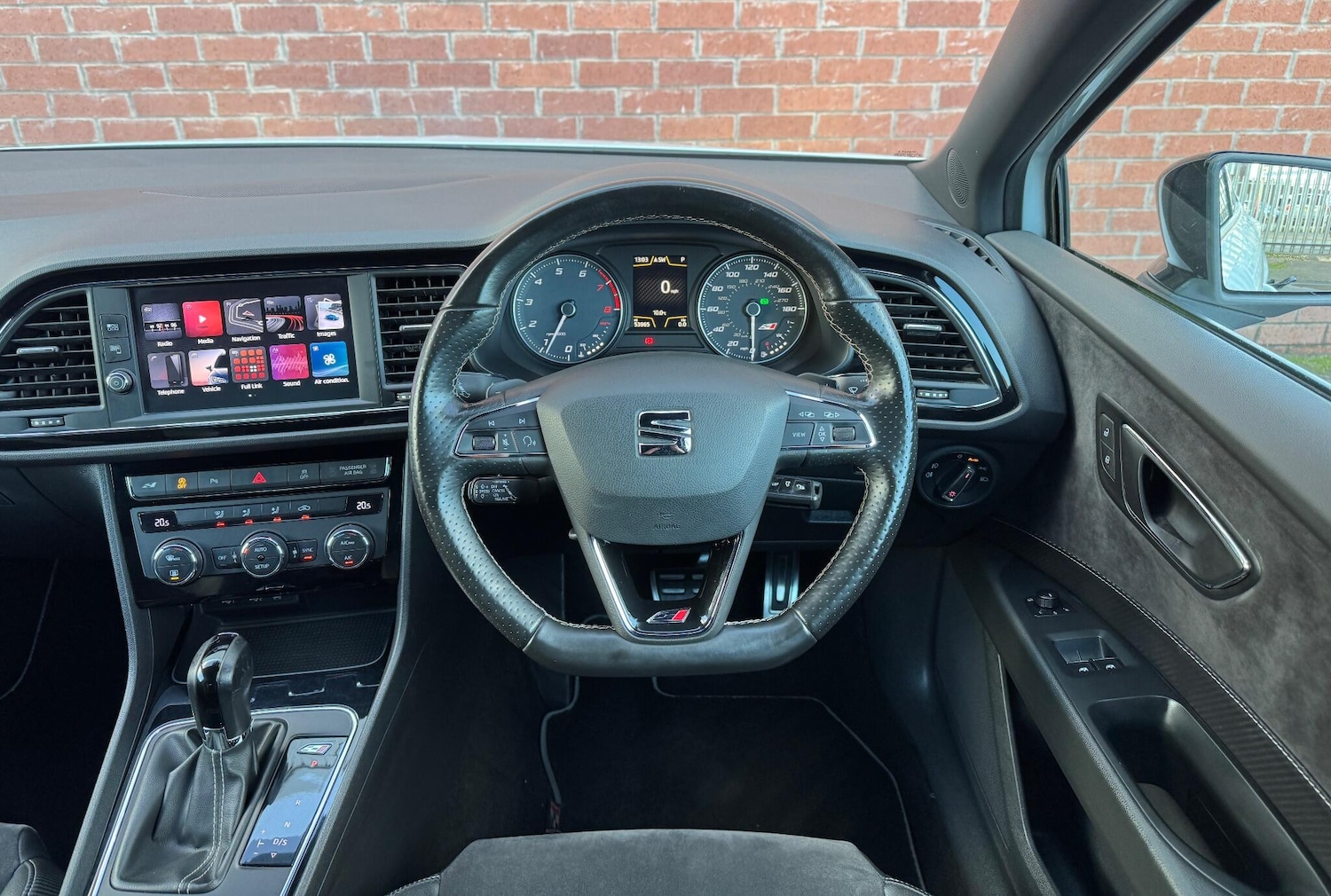 Used SEAT Leon 2018 for sale - 76398450: Photo 27