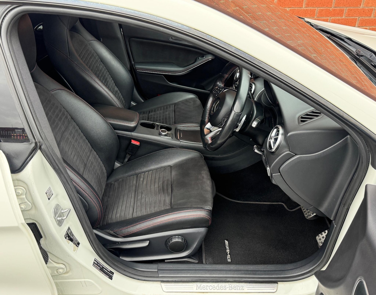 Used Mercedes-Benz CLA 2017 for sale - 76573381: Photo 15