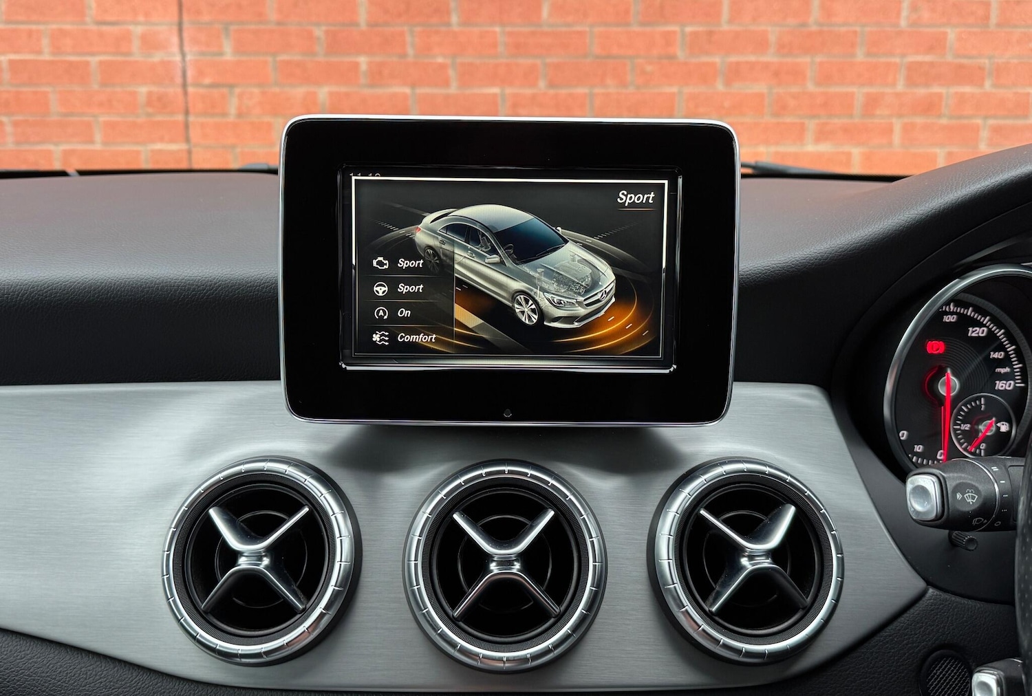 Used Mercedes-Benz CLA 2017 for sale - 76573381: Photo 24