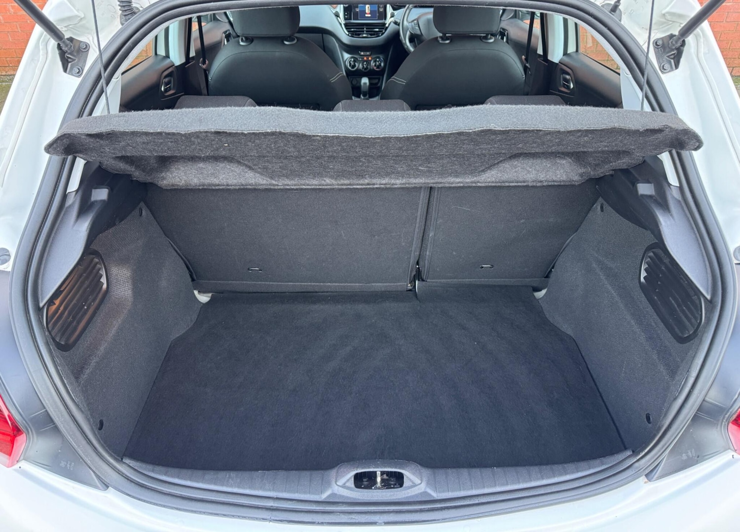 Used Peugeot 208 2016 for sale - 77613066: Photo 10