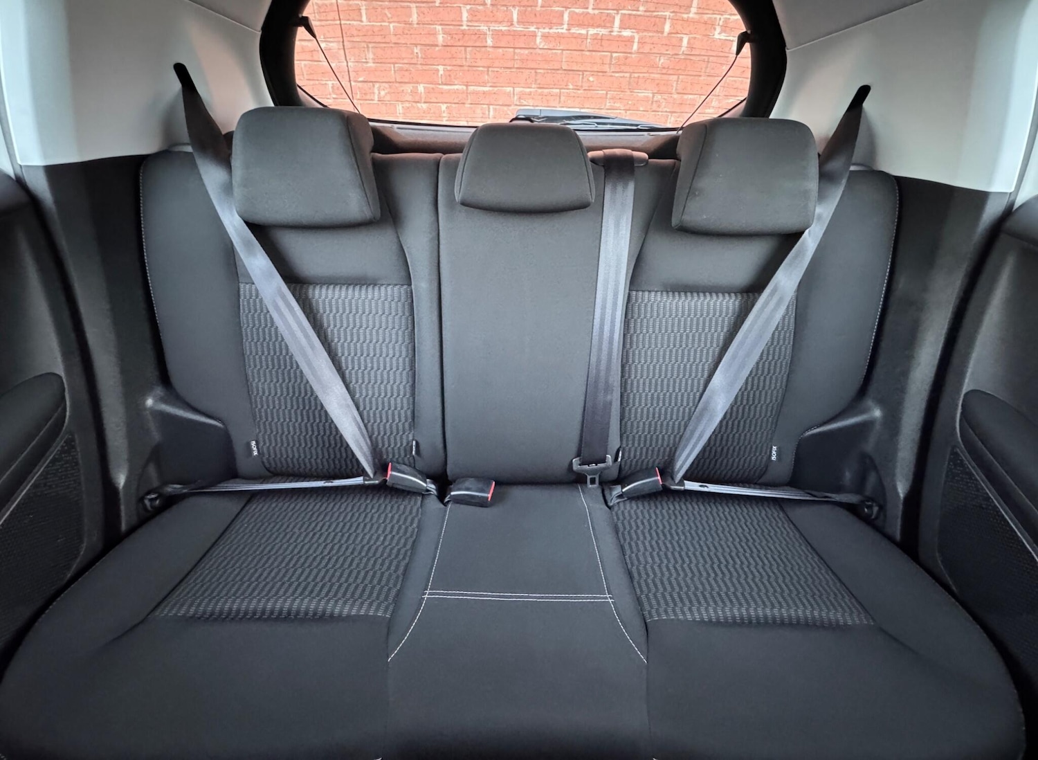 Used Peugeot 208 2016 for sale - 77613066: Photo 34