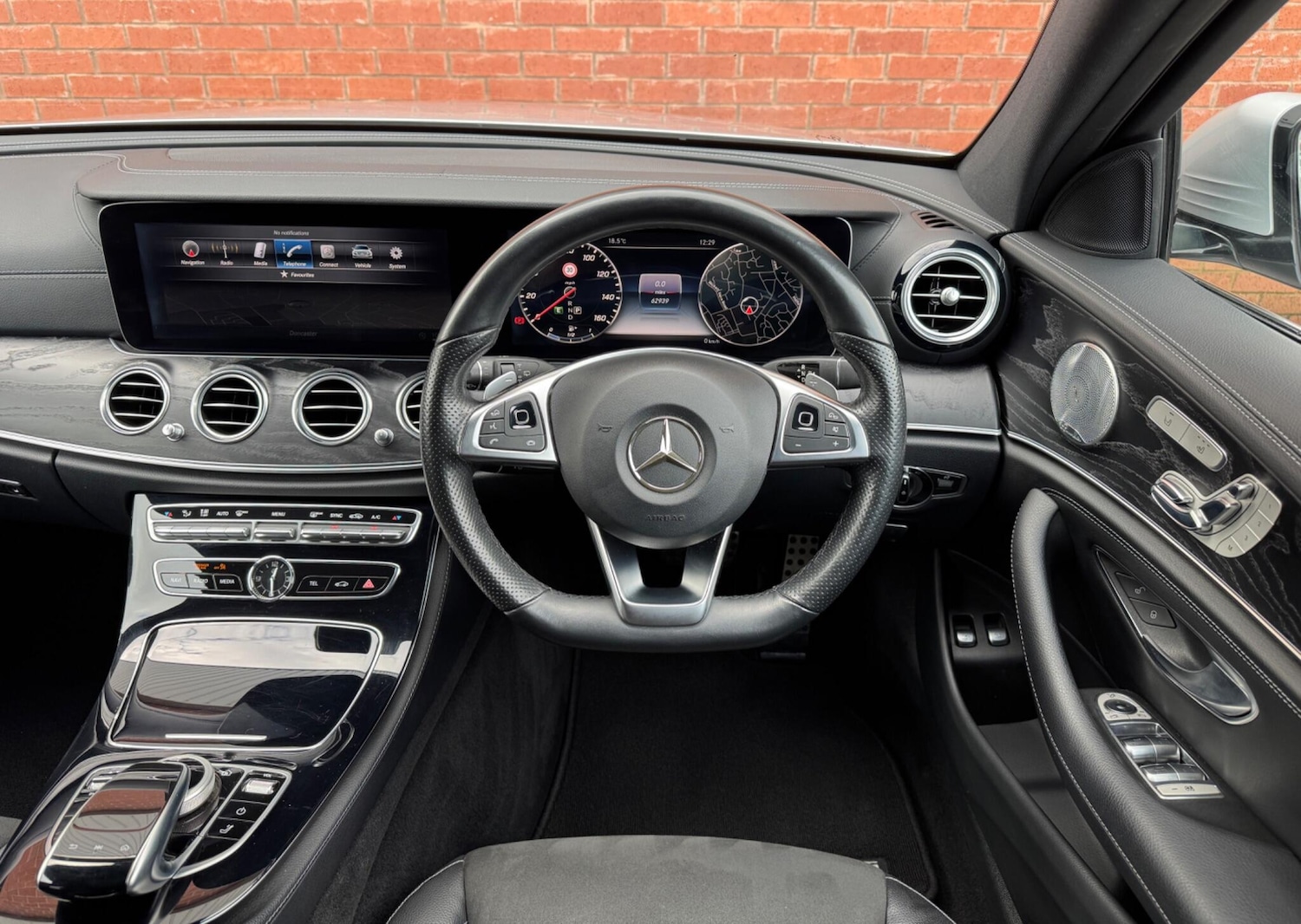 Used Mercedes-Benz E Class for sale - 77737302: Photo 30