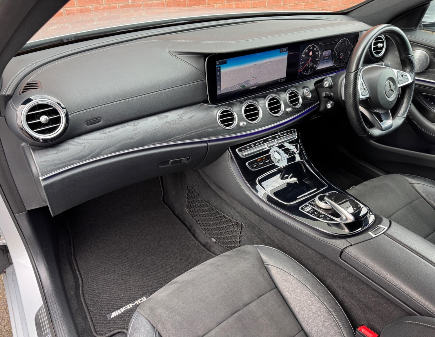 Used Mercedes-Benz E Class for sale - 77737302: Photo 40