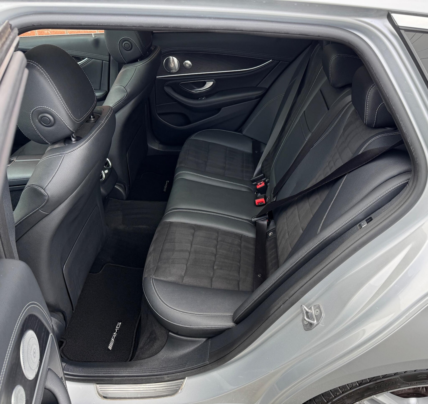 Used Mercedes-Benz E Class for sale - 77737302: Photo 43