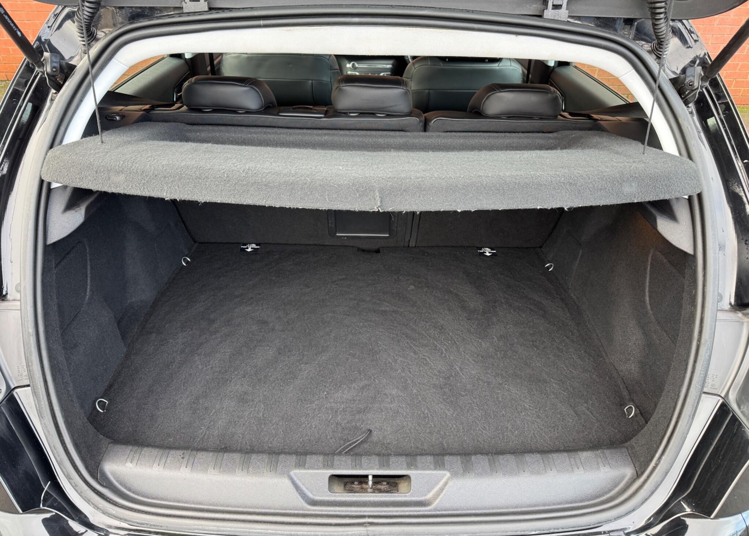 Used Peugeot 308 2014 for sale - 77191777: Photo 10