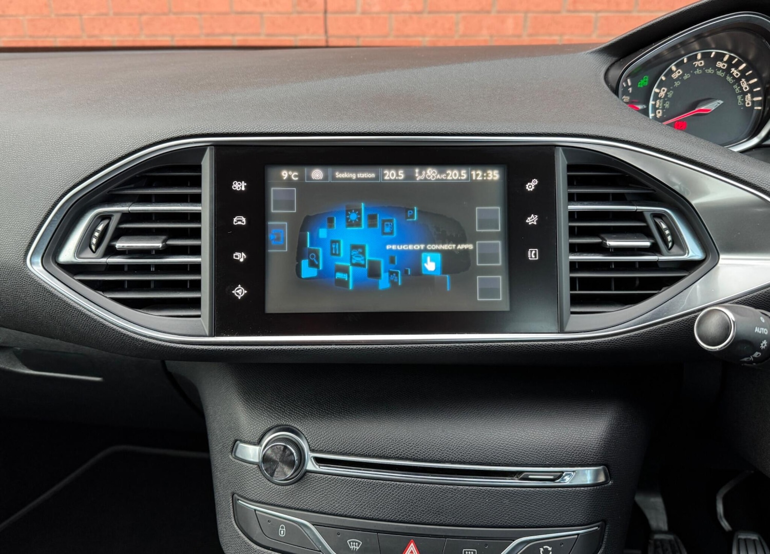 Used Peugeot 308 2014 for sale - 77191777: Photo 21