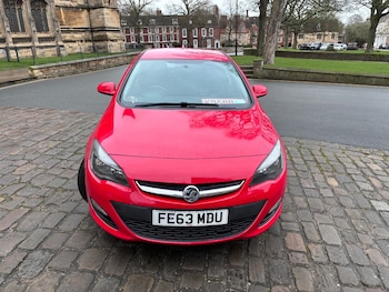 Used Vauxhall Astra 2013 for sale - 77717707: Photo