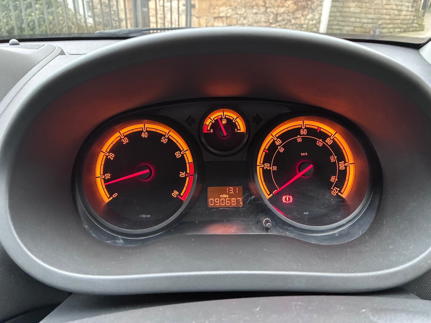 Used Vauxhall Corsa 2013 for sale - 77974009: Photo 15