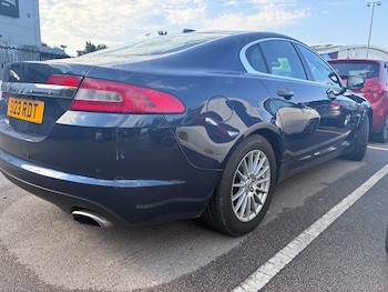 Used Jaguar XF 2010 for sale - 79011527: Photo